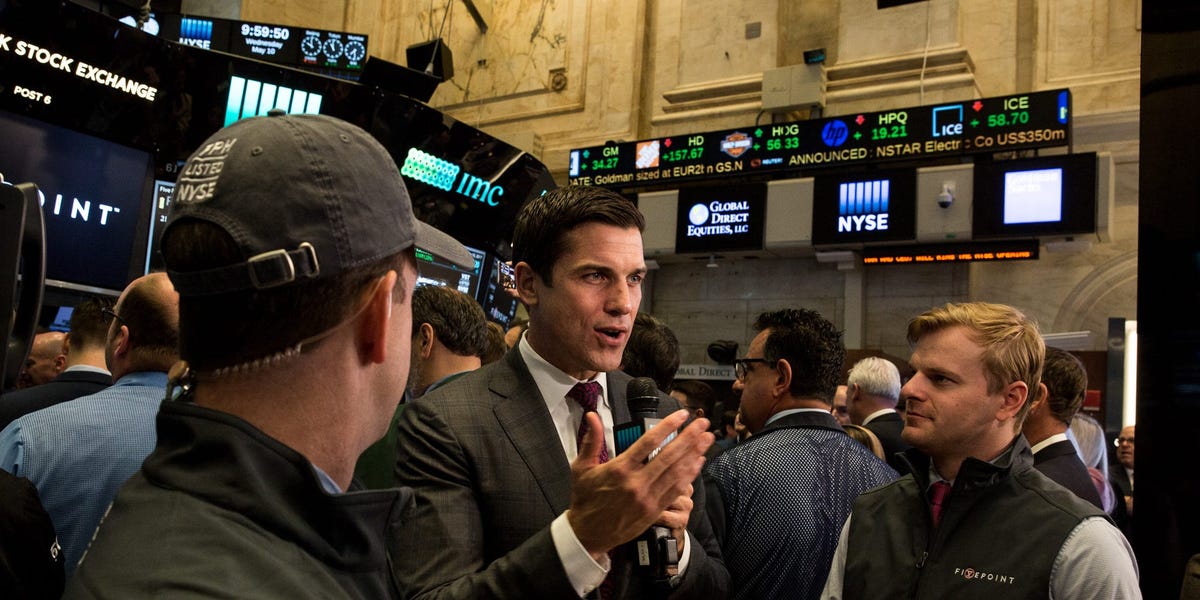 stock-market-today:-us-stocks-rise-with-tech-sector-gaining-amid-earnings