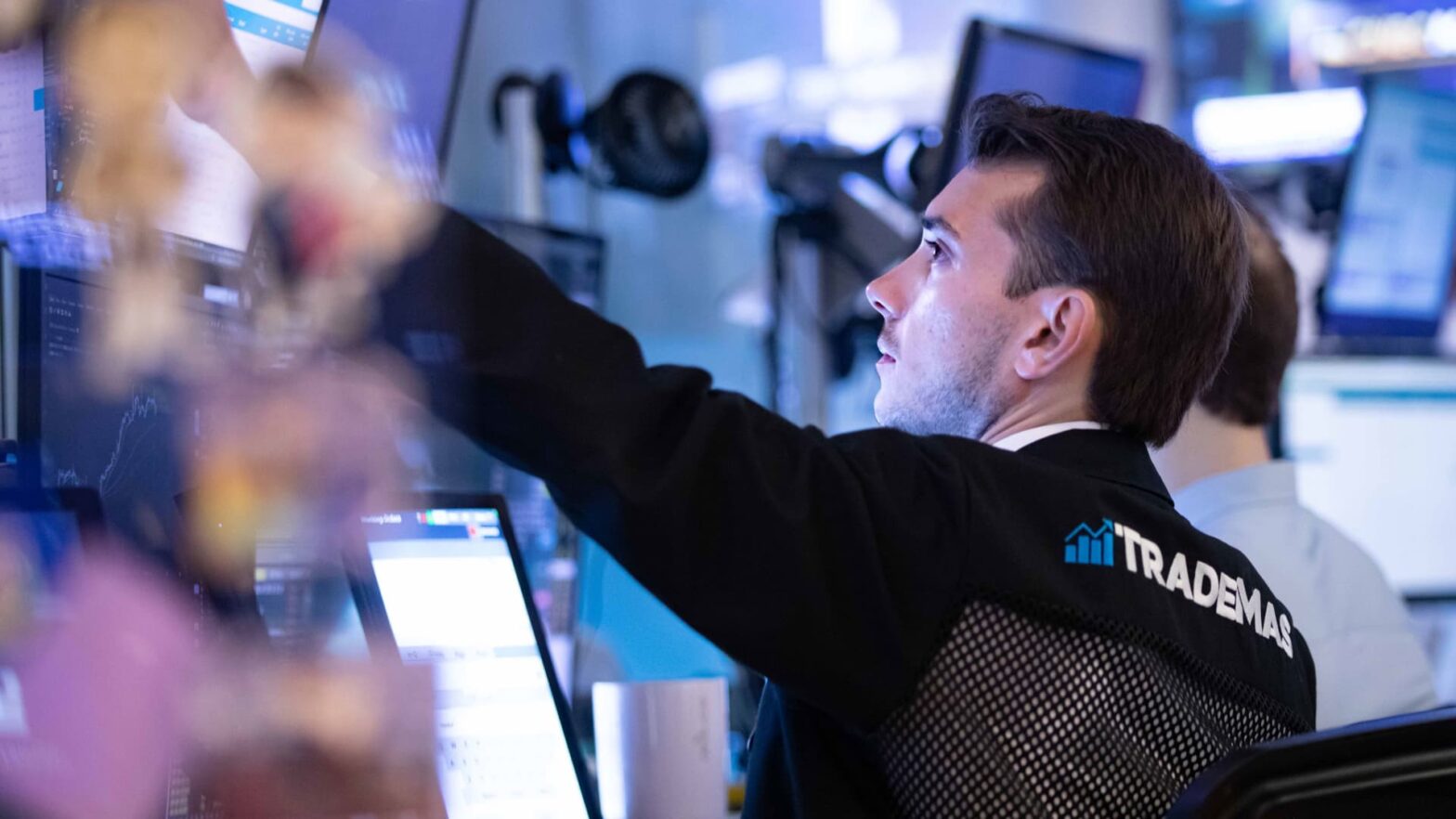 apple-shares-could-be-primed-for-a-rebound,-according-to-the-charts