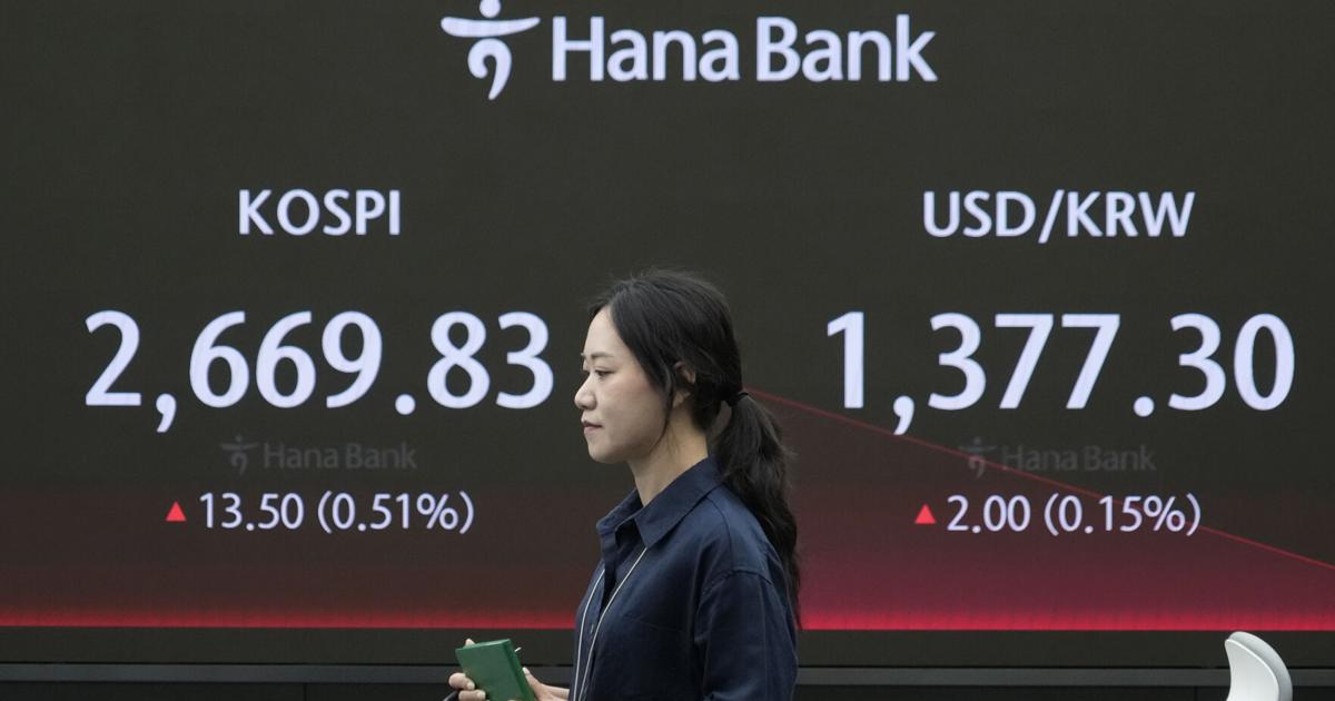 stock-market-today:-asian-shares-rise,-cheered-by-last-week’s-tech-rally-on-wall-street