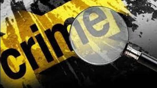 The suspects are accused of duping unsuspecting victims by luring them with promises of handsome returns on investments in the share market. (REPRESENTATIVE PHOTO)