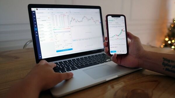 stocks-to-buy:-fortis,-dr.-reddy-among-top-picks,-here’s-why