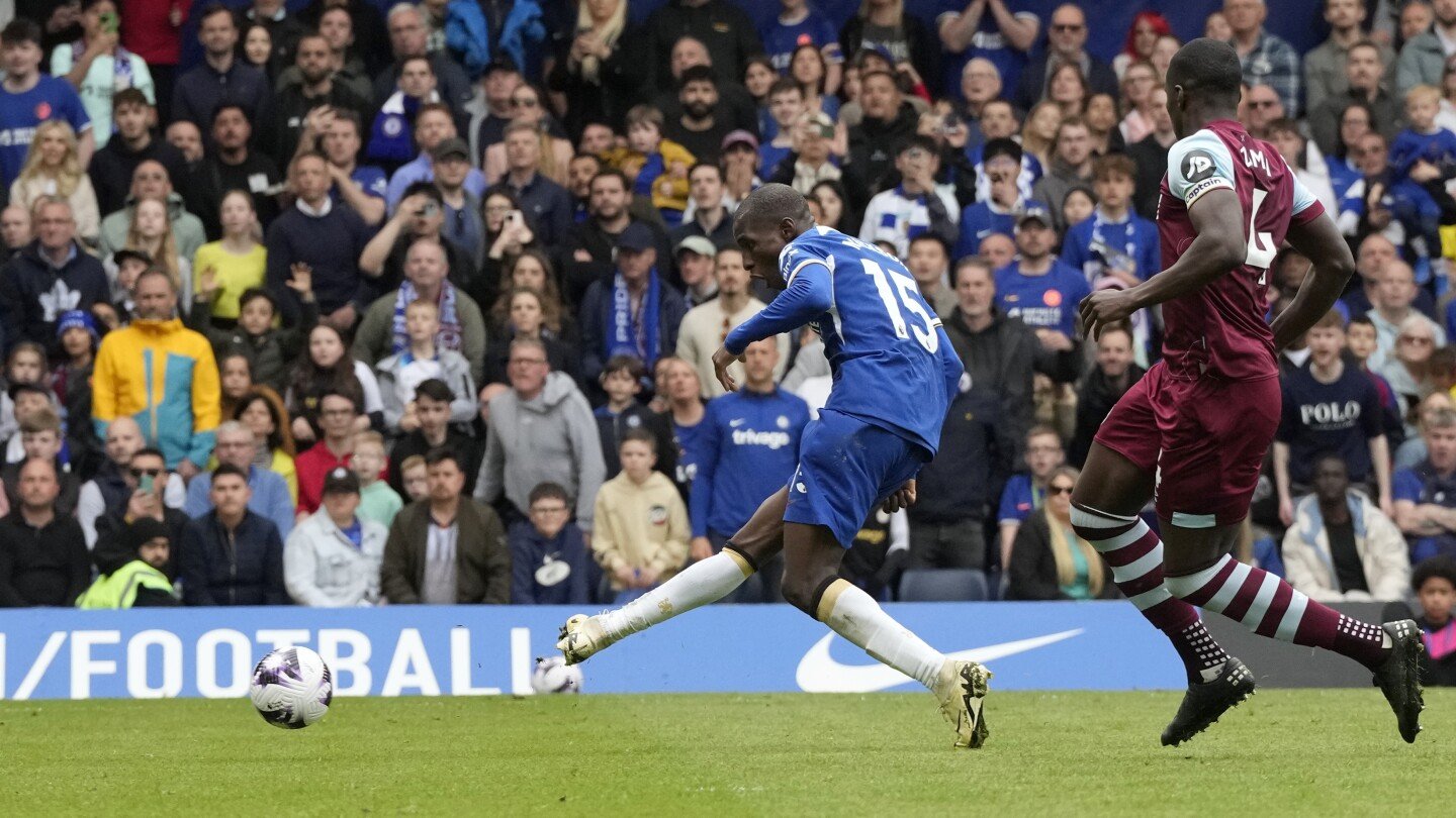 jackson-scores-twice-as-chelsea-routs-west-ham-5-0