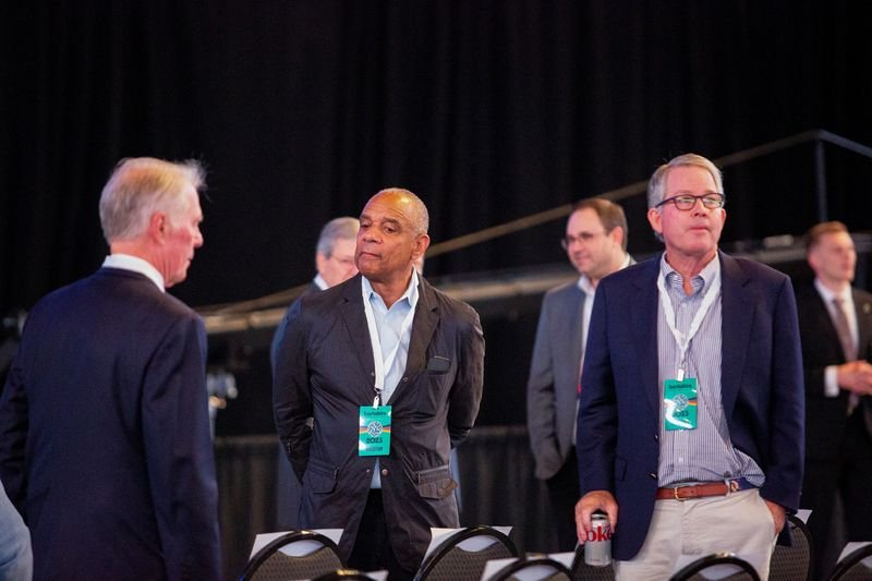 berkshire-shareholders-reject-climate,-diversity,-china-proposals