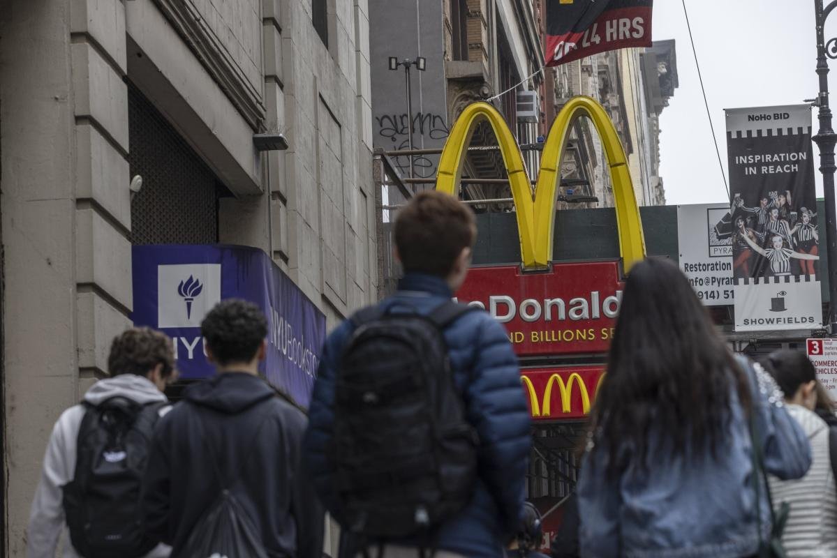mcdonald’s-readies-$5-meal-deal-to-lure-customers-back-into-stores