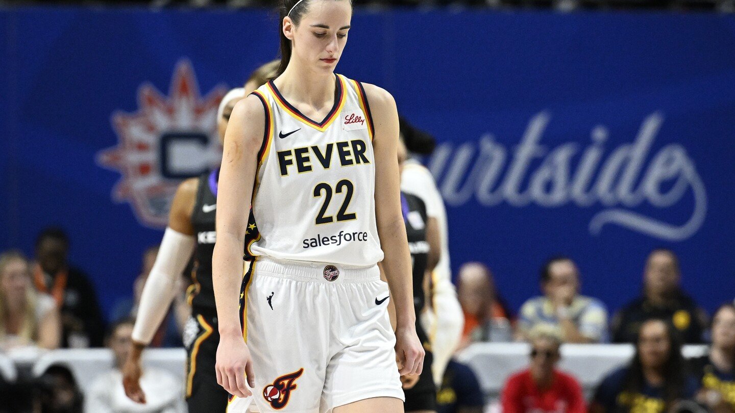 caitlin-clark-finishes-with-20-points-as-indiana-falls-to-connecticut-in-wnba-opener