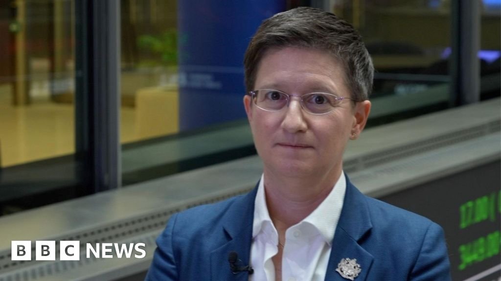 big-firms-quitting-uk-‘not-a-crisis’-says-stock-market-boss