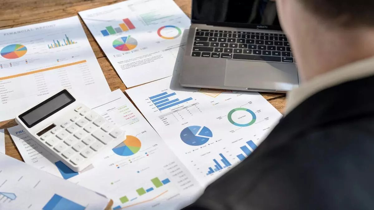 stock-market-live-updates-16-may-2024:-asian-markets-gain-as-wall-street-hits-new-highs