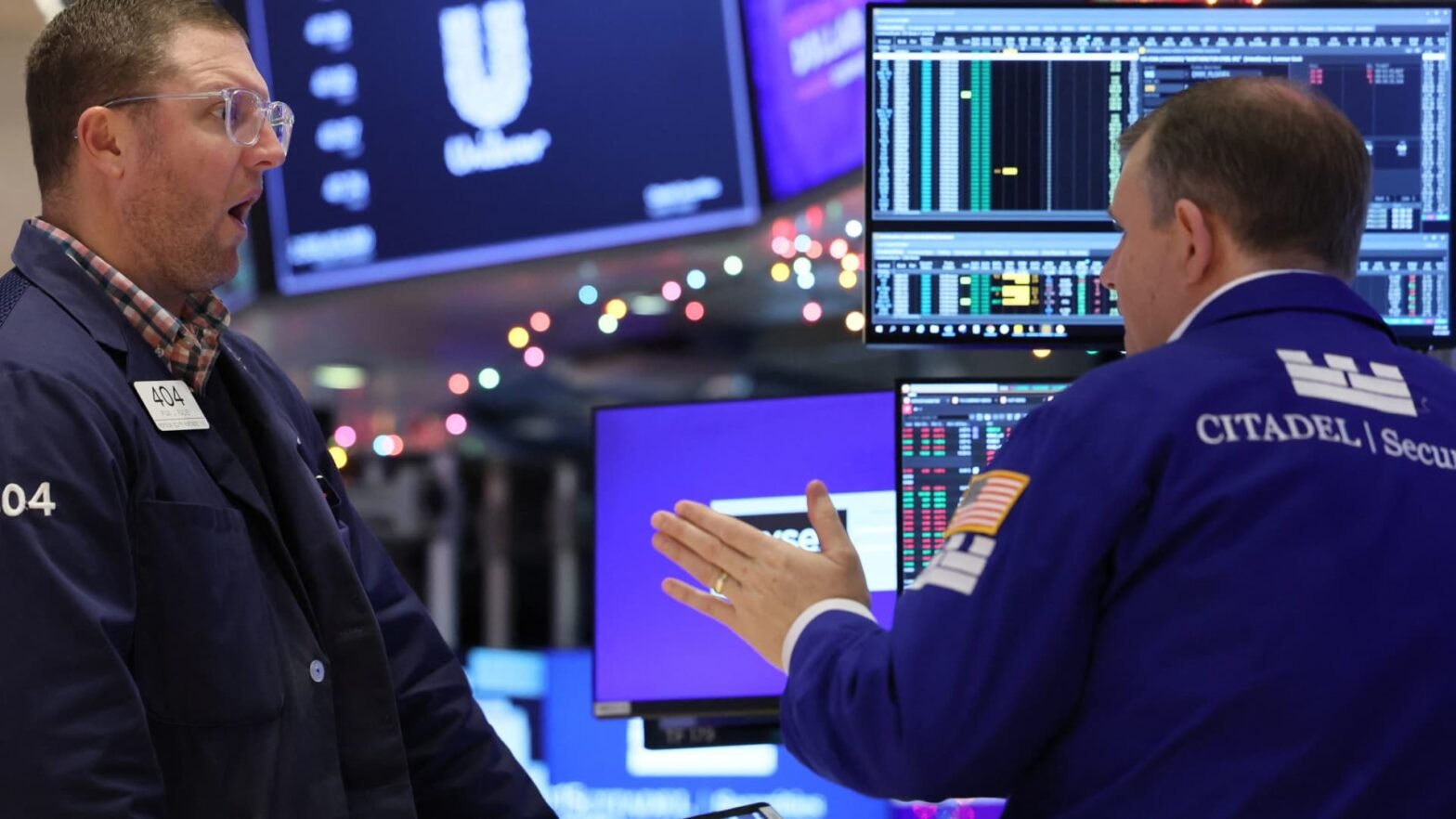 thursday’s-analyst-calls:-fast-food-stock-to-surge-40%,-what-to-expect-from-nvidia-earnings