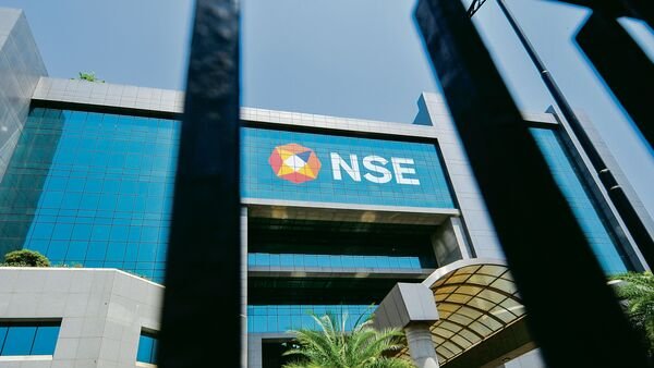 stock-market-today:-bandhan-bank,-biocon,-birlasoft-among-12-stocks-under-f&o-ban-list-on-may-17