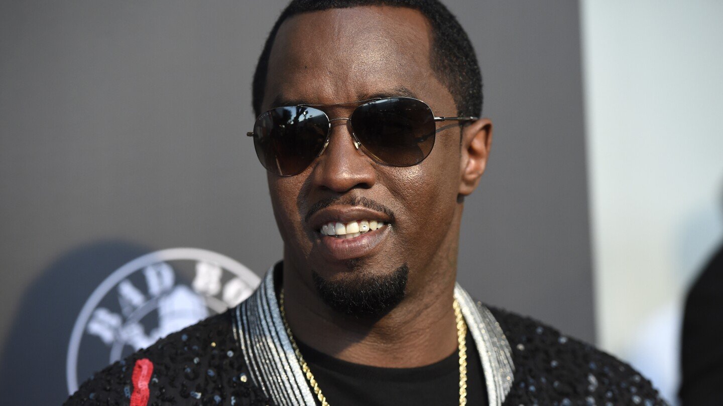 video-appears-to-show-sean-‘diddy’-combs-beating-singer-cassie-in-hotel-hallway-in-2016