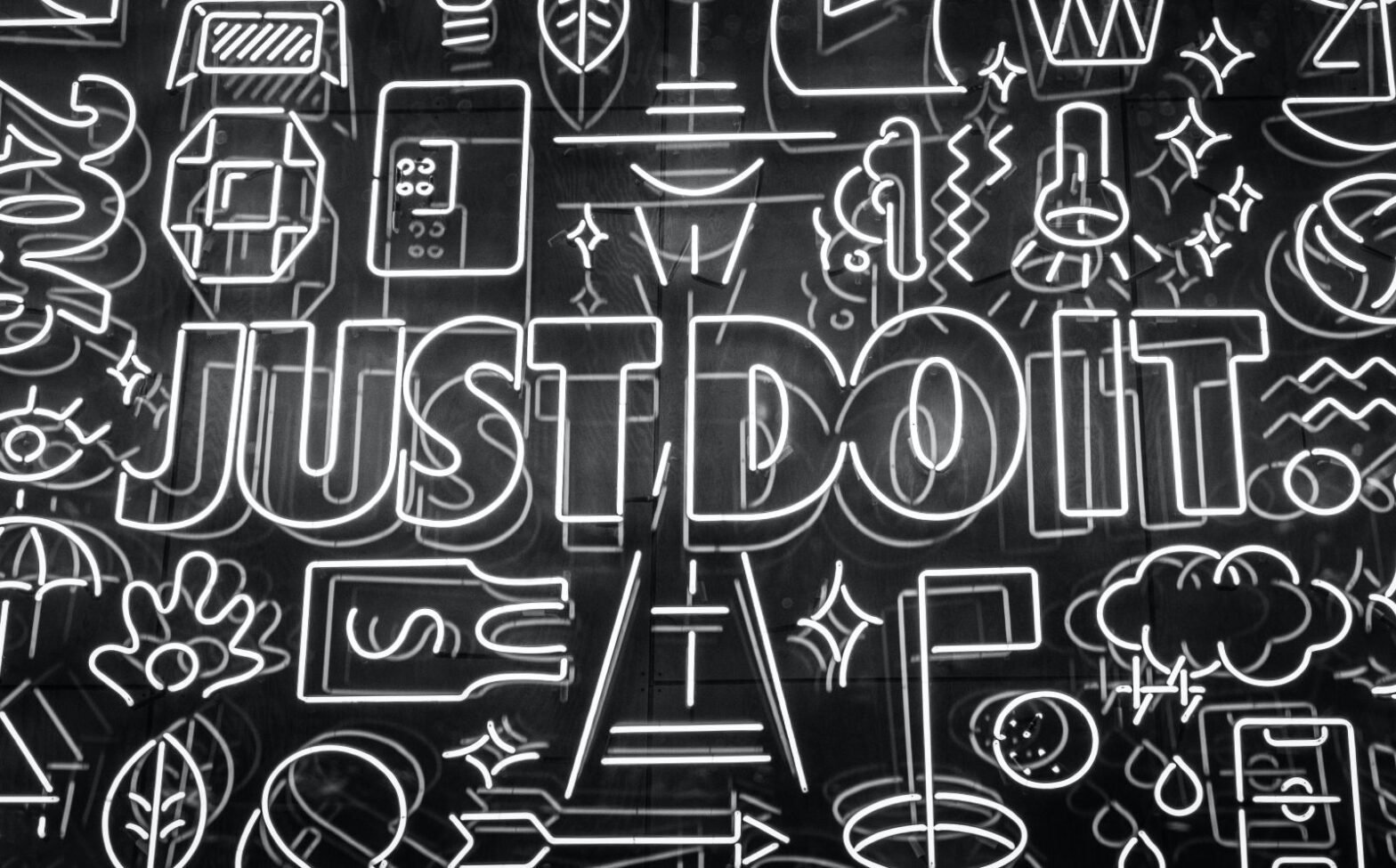 nike-stock-2025-forecast:-is-nke-a-good-long-term-buy?