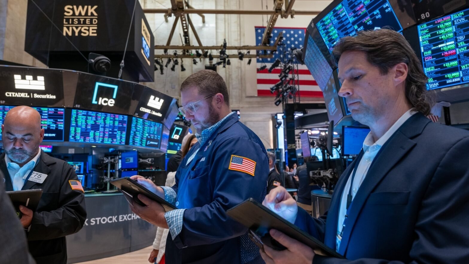 is-it-too-late-to-join-the-bull-market?-experts-weigh-in.