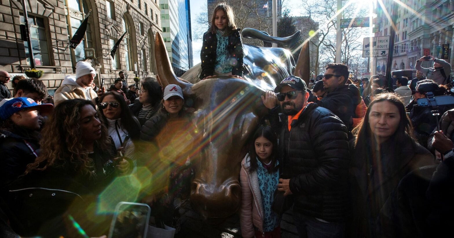 morning-bid:-calm-markets-hover-near-highs,-metals-step-back