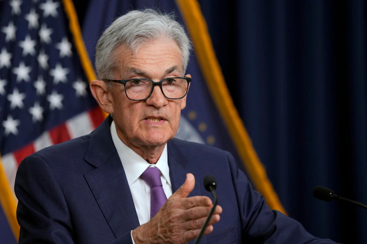 federal-reserve-minutes:-policymakers-saw-a-longer-path-to-rate-cuts