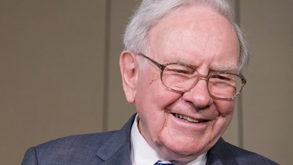 warren-buffett-shares-the-“best-investment”-to-beat-stubborn-inflation,-and-it’s-an-“untaxed”-bet-anyone-can-make