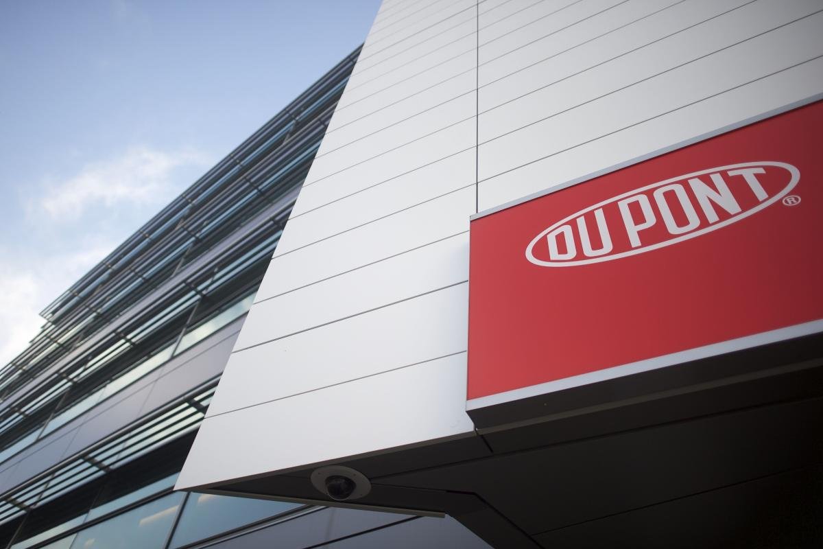 dupont-to-split-into-three-companies-as-ceo-breen-steps-back