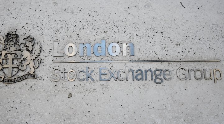 why-is-the-uk-stock-market-at-record-highs?