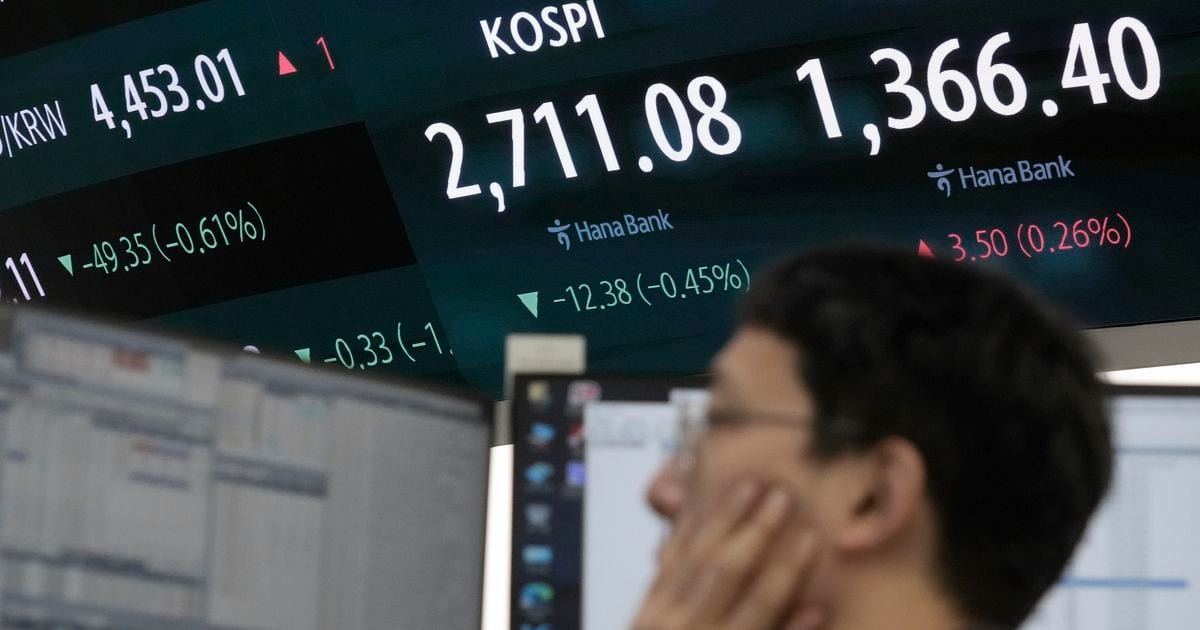 stock-market-today:-global-shares-are-mixed,-with-china-stocks-down,-after-wall-st-retreat