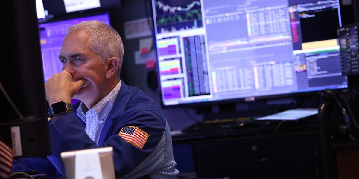 stock-market-today:-dow-plunges-605-points-as-fresh-economic-data-clouds-outlook-for-rate-cuts