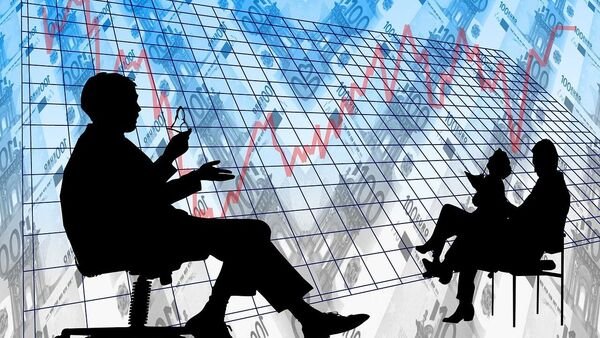 is-the-indian-stock-market-fairly-valued-or-overvalued?-experts-weigh-in