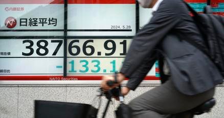 stock-market-today:-world-shares-are-mostly-lower-after-us-holiday-quiet