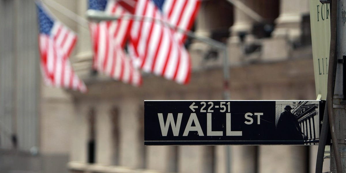 stock-market-today:-sell-off-continues-as-markets-digest-new-data,-brace-for-pce