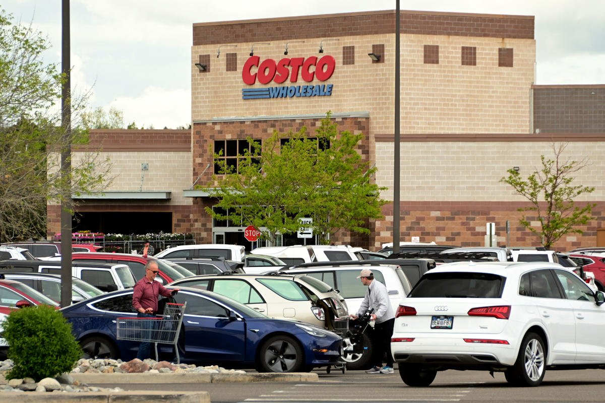 costco-q3-earnings-beat-all-key-metrics,-after-shares-closed-at-an-all-time-high