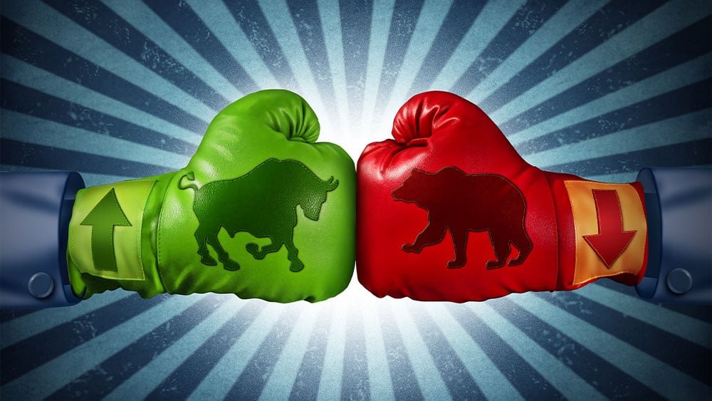 stock-market-rallies-late-and-ends-month-higher-after-pce-data;-jobs-report-looms