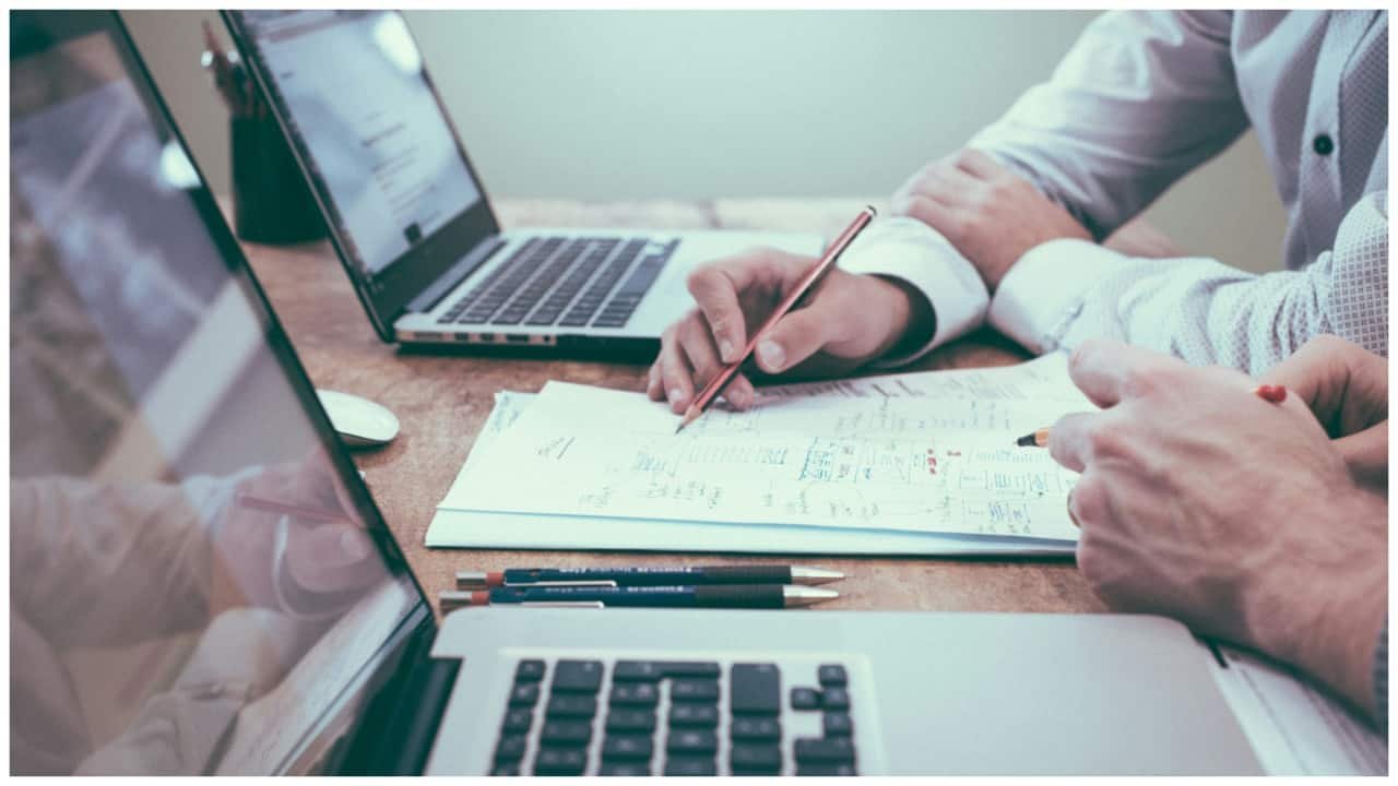 Stock Market LIVE Updates: GIFT Nifty indicates a negative start; Asian markets weak, US closes mixed