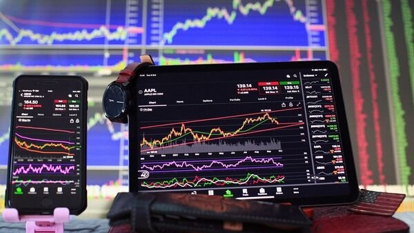 stocks-to-buy:-nhpc,-sjvn-among-8-stocks-that-may-rise-6-16%-in-the-next-3-4-weeks,-say-analysts;-do-you-own-any?