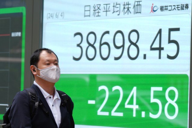 stock-market-today:-asian-shares-retreat-and-india’s-benchmark-dives-8%