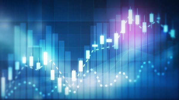 stock-market-crash:-emkay-says-market-correction-not-deep-enough,-advises-to-stay-away-from-psus,-capital-goods