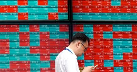 stock-market-today:-wall-street-barrels-to-records-as-nvidia-tops-$3-trillion-in-total-value