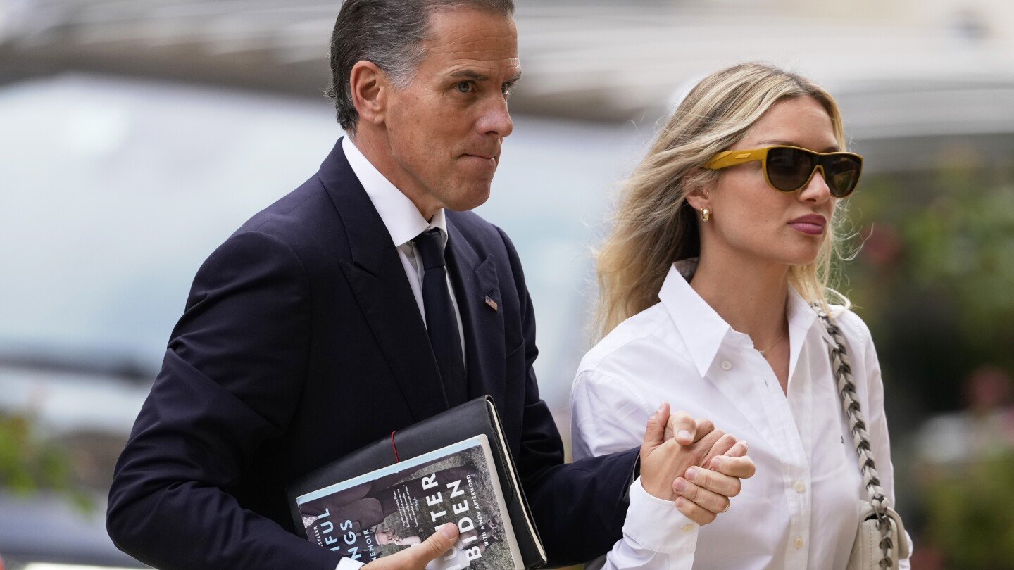 jurors-in-hunter-biden’s-trial-hear-from-the-clerk-who-sold-him-the-gun-at-the-center-of-the-case