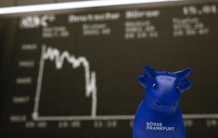 european-stocks-slump-after-european-vote,-shock-french-election-by-investing.com