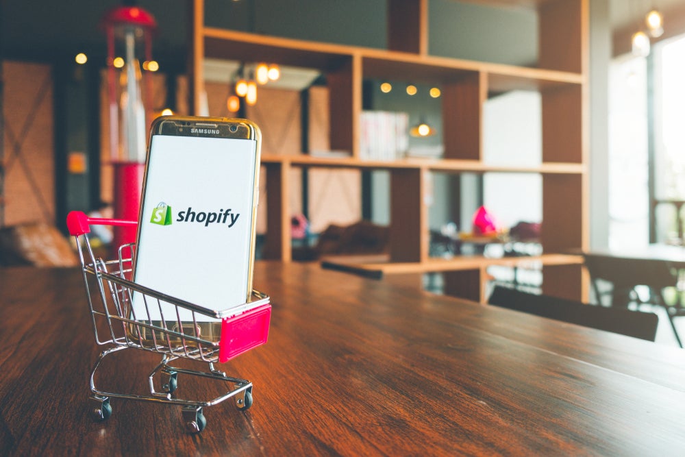 shopify-has-competitive-moat-that-warrants-premium-valuation:-jp-morgan-analyst