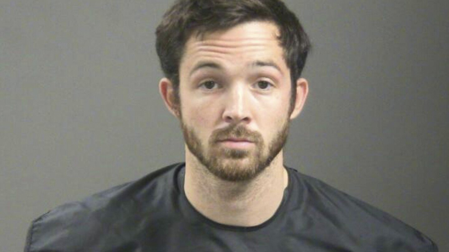 tyson-foods-heir-suspended-as-cfo-after-second-alcohol-related-arrest