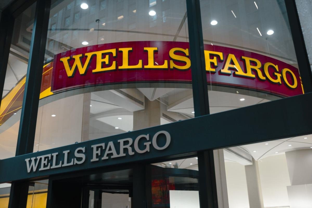 wells-fargo-fires-over-a-dozen-for-‘simulation-of-keyboard-activity’