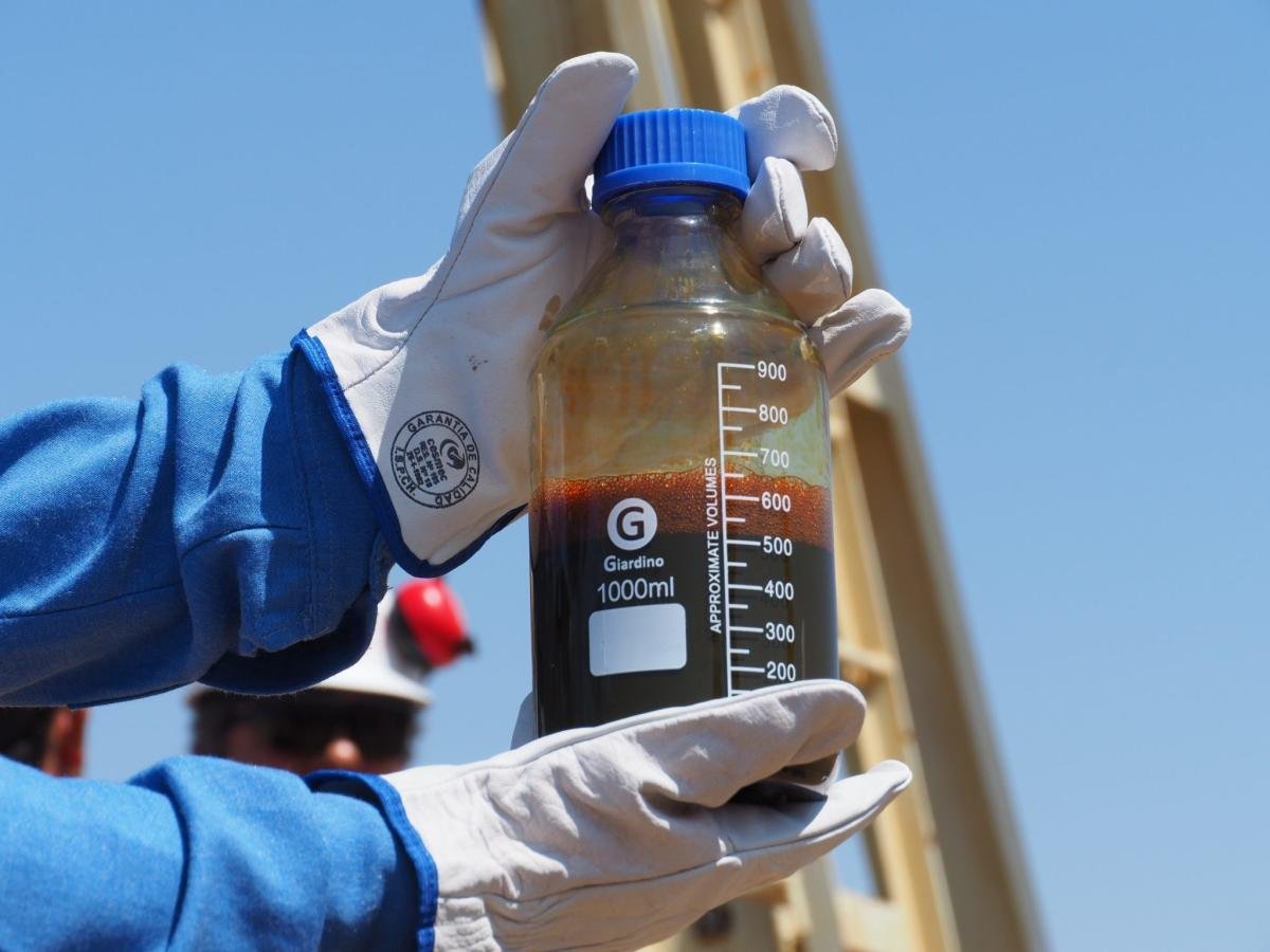 we’ll-soon-live-in-a-world-with-a-‘staggering’-excess-of-oil-that-we-can’t-fully-use,-global-energy-watchdog-iea-warns