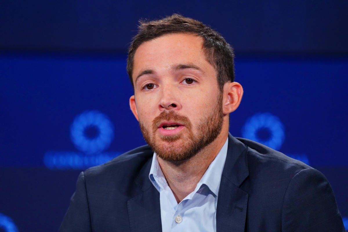 tyson-foods-cfo-john-tyson-suspended-following-alleged-drunk-driving,-curt-calaway-named-interim-cfo