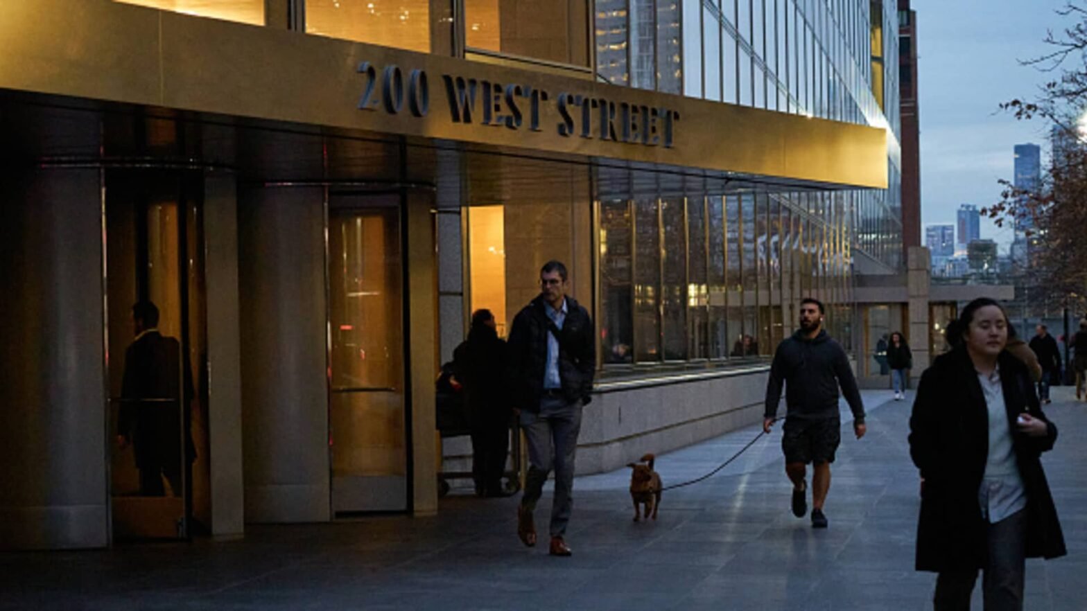 goldman-gives-its-four-scenarios-for-year-end,-from-a-mega-cap-super-rally-to-a-recession-driven-decline