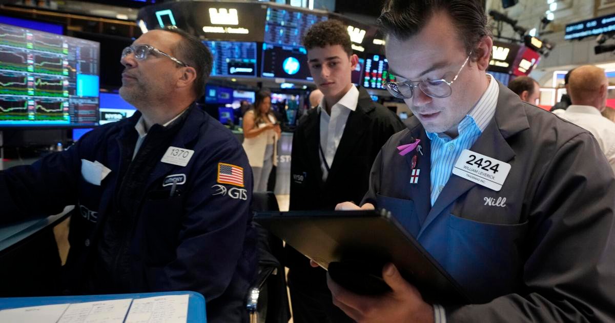 stock-market-today:-wall-street-rises-to-more-records-as-big-tech-stocks-keep-climbing