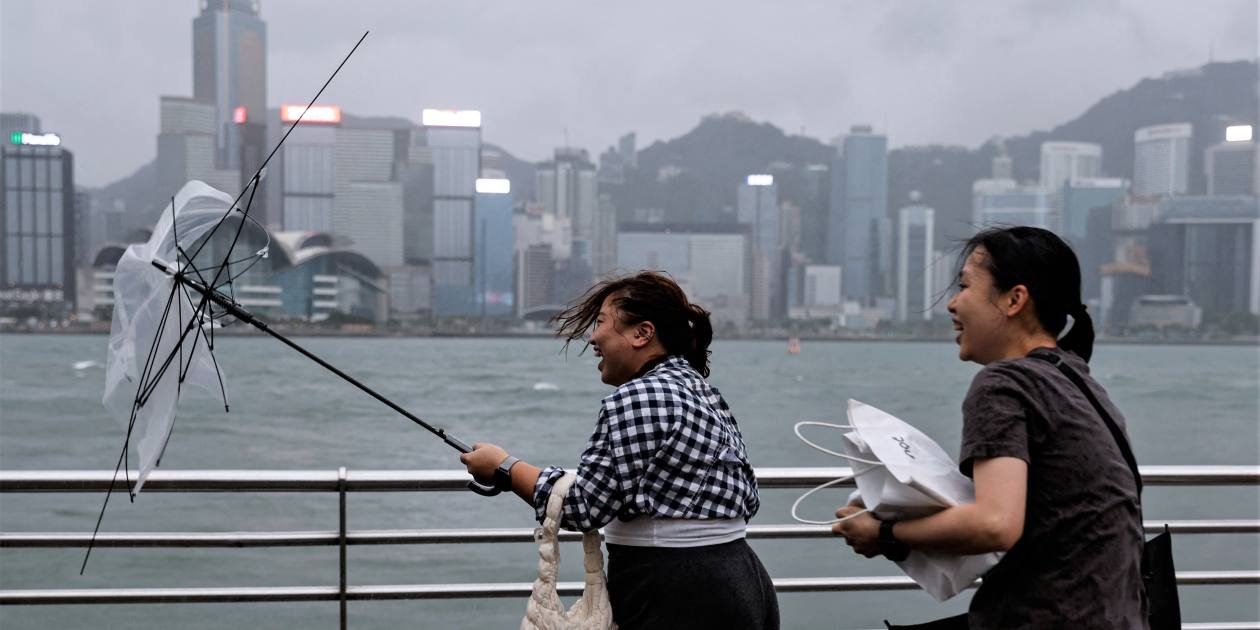 hong-kong-to-keep-stock-market-open-when-typhoons-hit