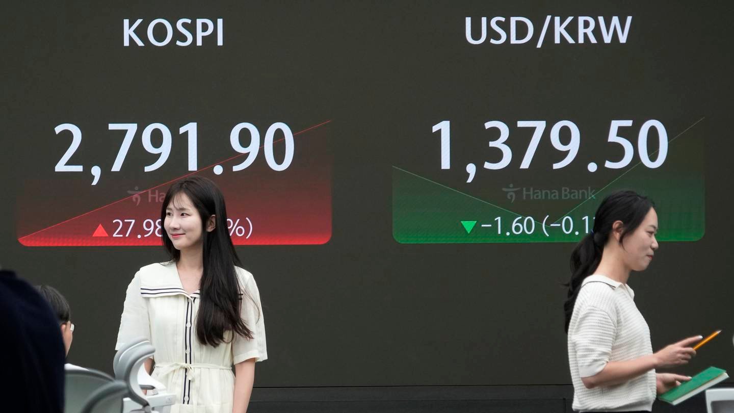 stock-market-today:-asian-stocks-are-mixed-after-wall-street-edges-to-more-records