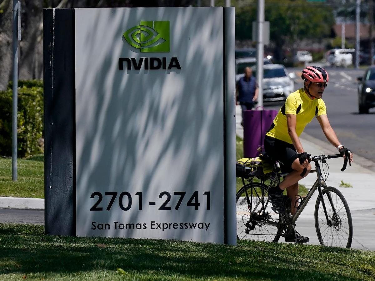 there-are-5-reasons-any-dip-in-nvidia-stock-will-be-short-lived-–-and-investors-should-use-a-decline-as-a-buying-opportunity