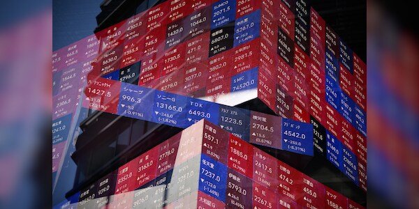 global-investors-turn-cautious-on-once-favourite-japanese-stocks