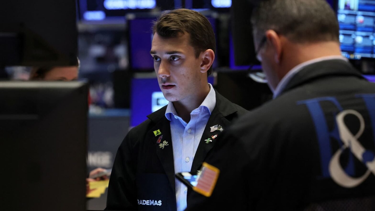 these-stocks-are-the-biggest-bargains-in-the-s&p-500-heading-into-the-second-half