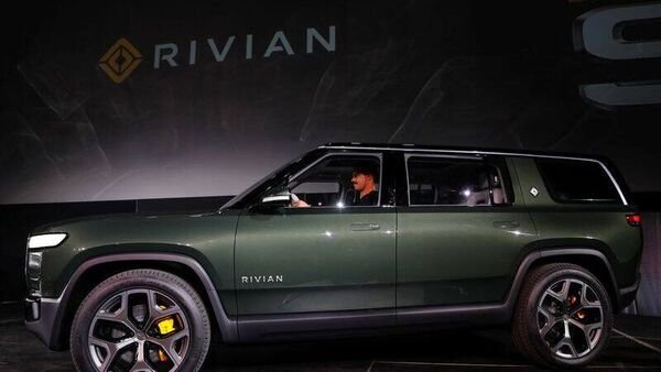 rivian-share-price-jumps-50%-on-volkswagen’s-$5-billion-investment