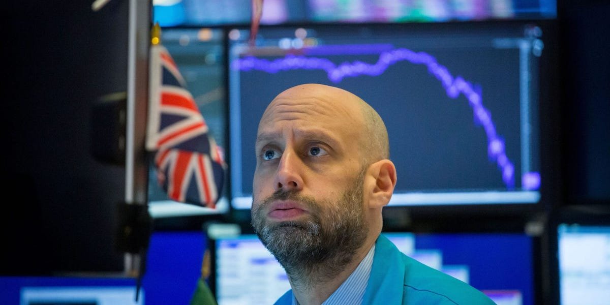 stock-market-news:-us-stocks-slide-and-bond-yields-rise-as-traders-eye-new-economic-data