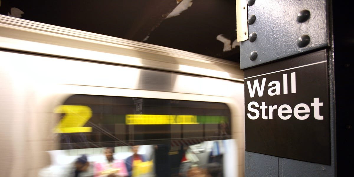 stock-market-today:-indexes-rise-as-traders-await-new-data